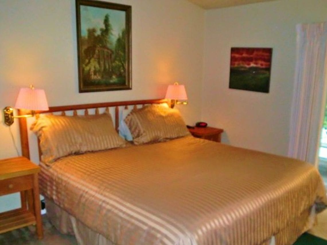 Crane bedroom