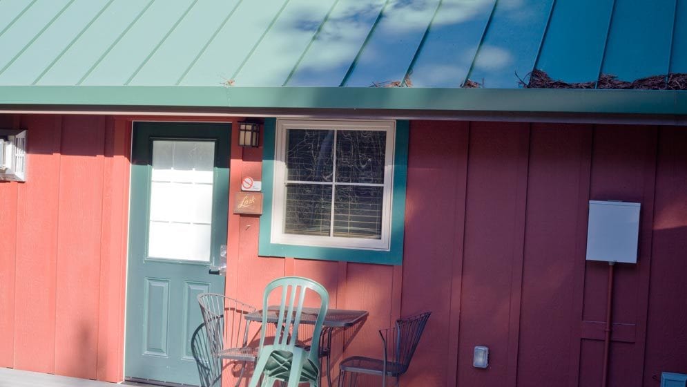 Lark Cabin front at Creekside Resort