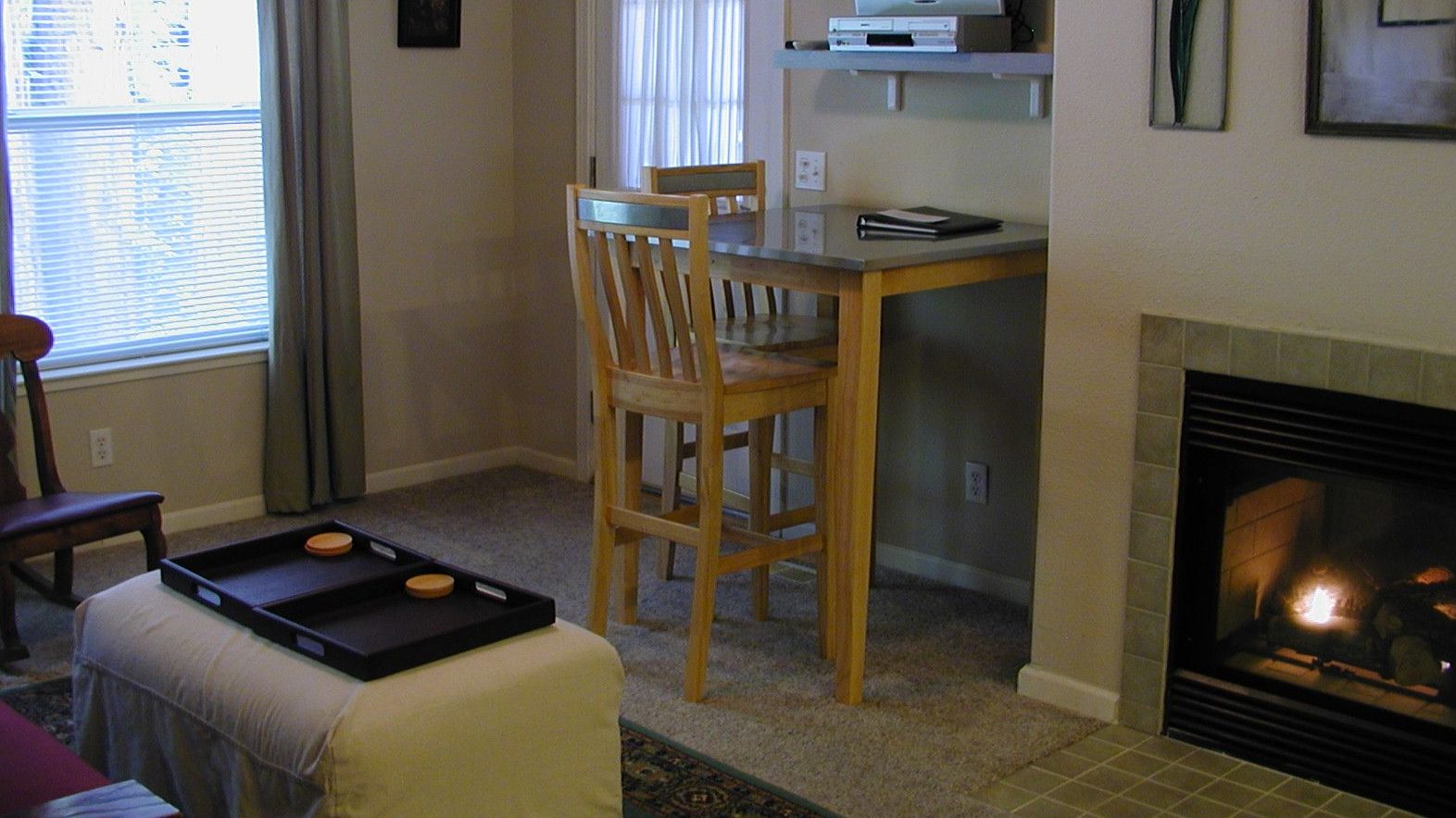 Poppy suite living room at Creekside Inn and Resort