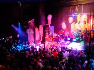 Jerry Knight’s River Theater